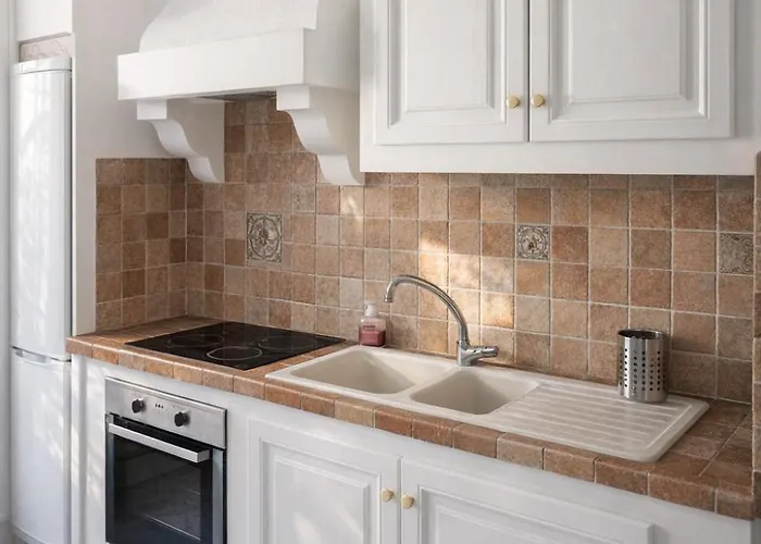 Qult - Blanche Nizza